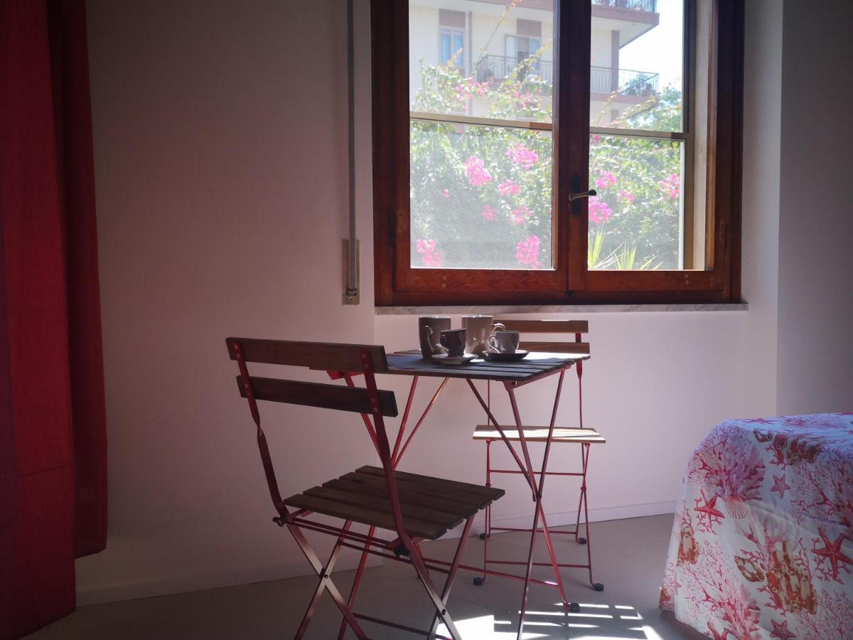 Il Giardino Di Anna - Charming Rooms In Κάλιαρι Εξωτερικό φωτογραφία